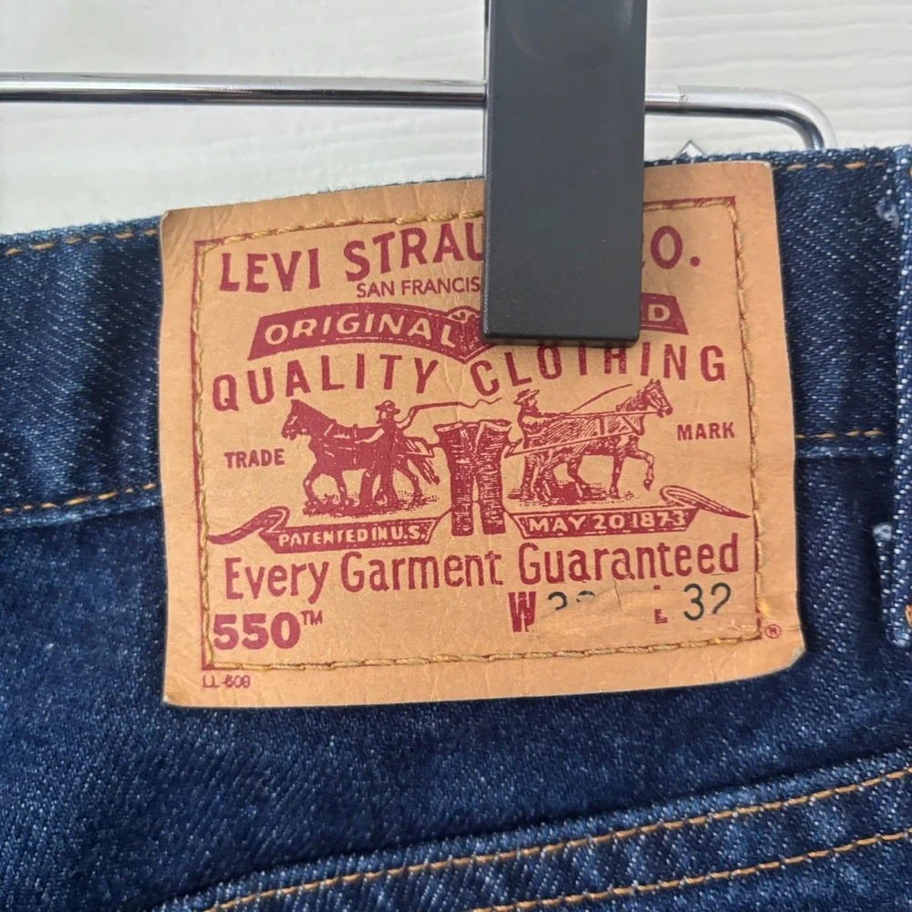 Levis 550 Relaxed Fit Jeans Mens 38x32 Dark Wash Indigo Blue Denim‎ 100% Cotton